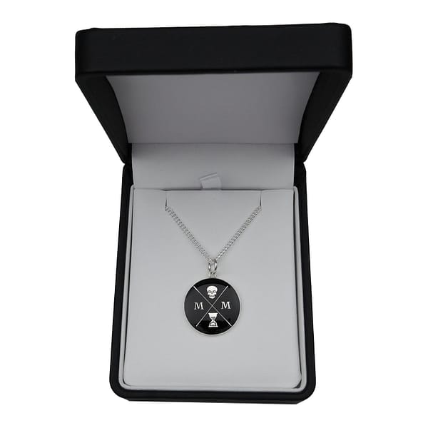 memento-mori-logo-silver-and-black-necklace-box